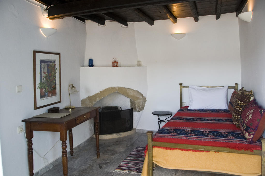 Τhe White Houses Makrýgialos Pokoj fotografie