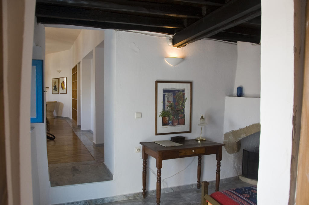 Τhe White Houses Makrýgialos Pokoj fotografie